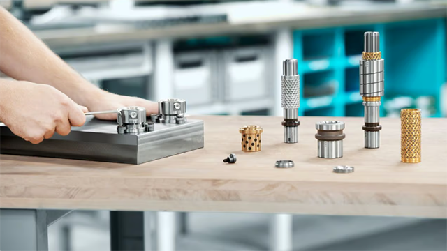 Guiding systems for die making